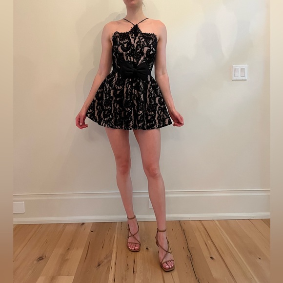 Romantic Lace Dress - Picture 2 of 9